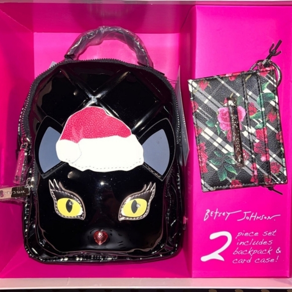 Betsey Johnson " BLACK PATENT CHRISTMAS 2022 CAT” MINI BACKPACK SET Collectable - Picture 6 of 10